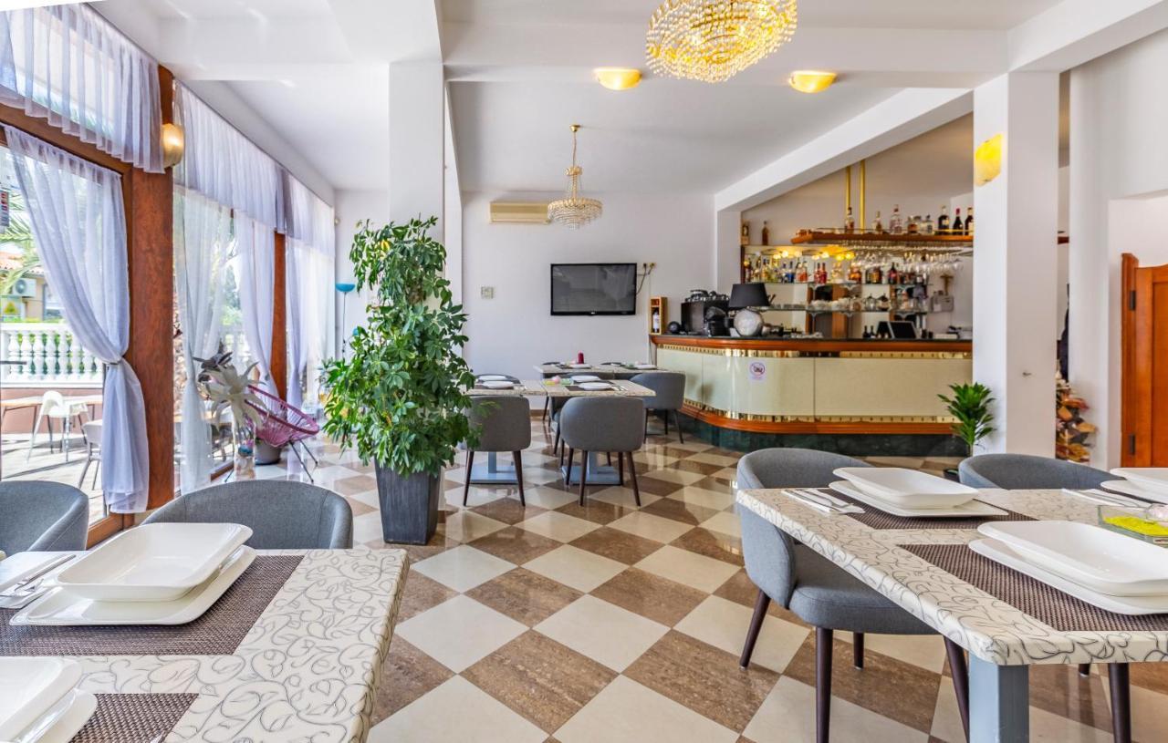 Villa San Rocco Bed & Breakfast Medulin Exterior foto